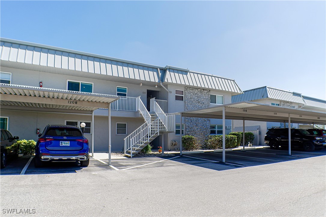6777  winkler Road, Apt 208