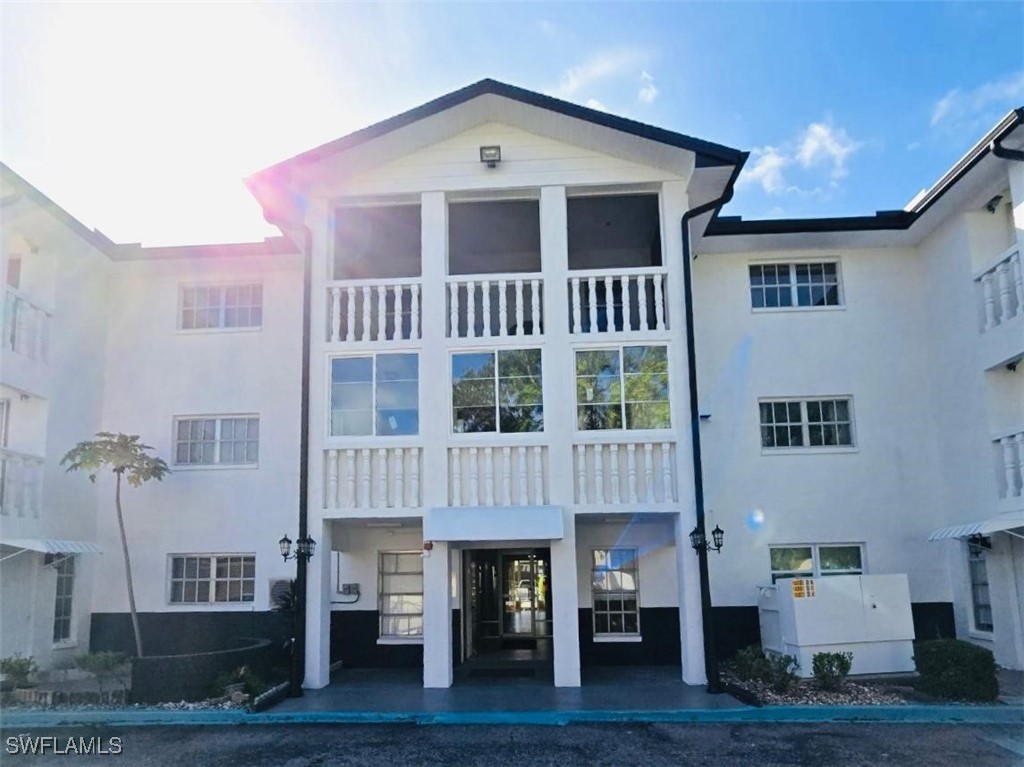 3704  Broadway, Apt 315