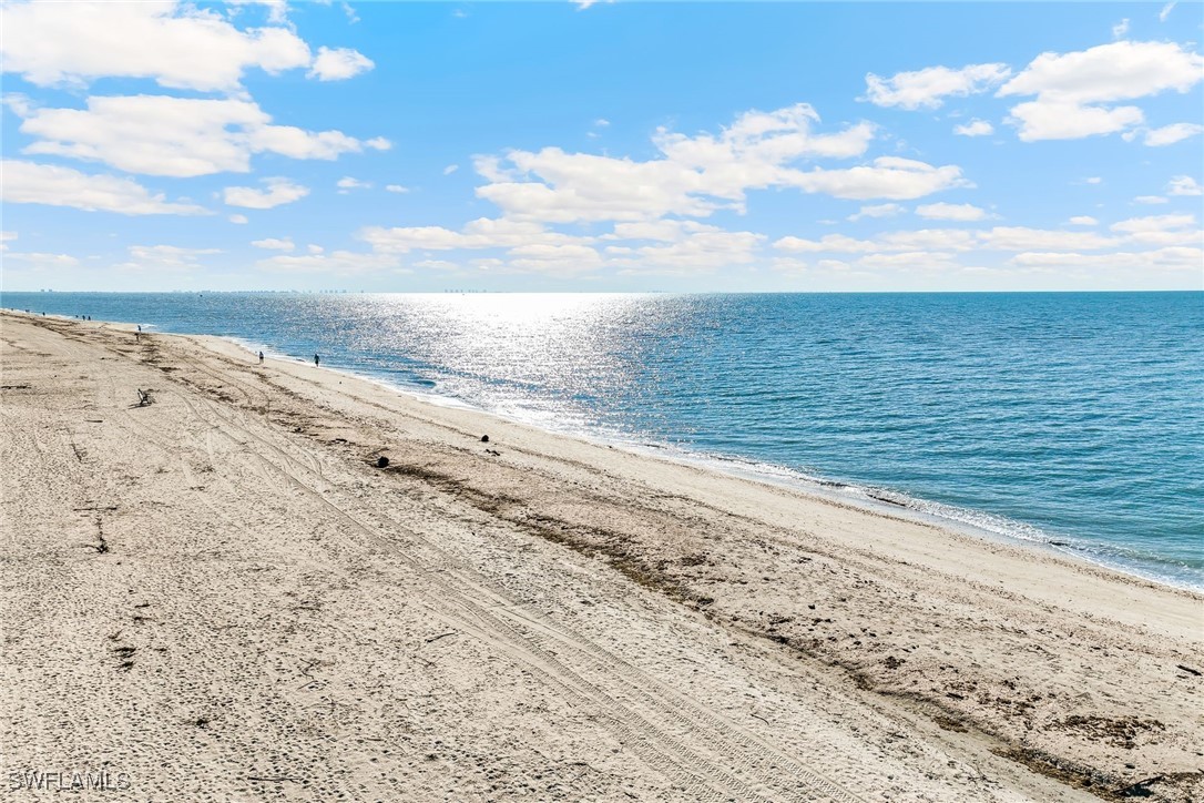 2265 W Gulf Drive, Apt 310C