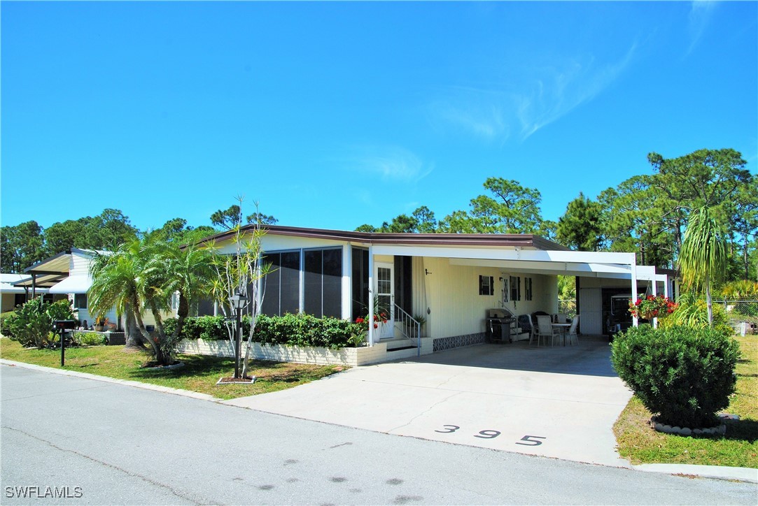 395  Snead Drive