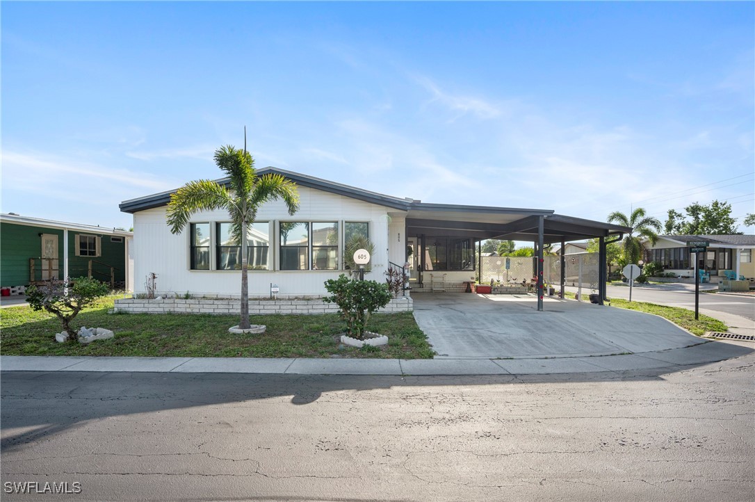 605  Sunshine Lane