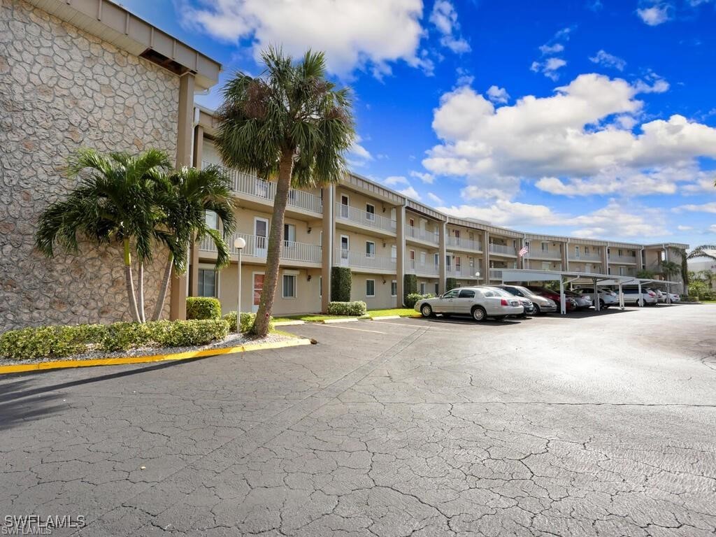 2244  Winkler Avenue, Apt 105