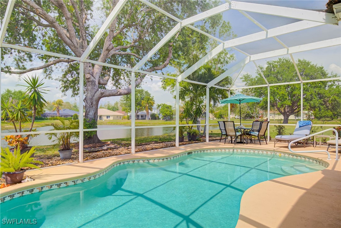 9005  Falcon Pointe Loop