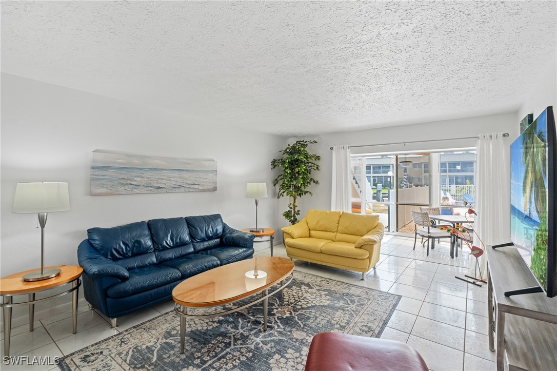 1006 SE 46th Street, Apt 1B