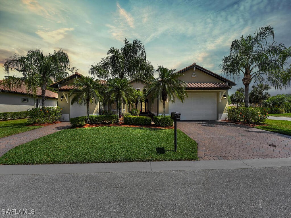 10117  Avalon Lake Circle