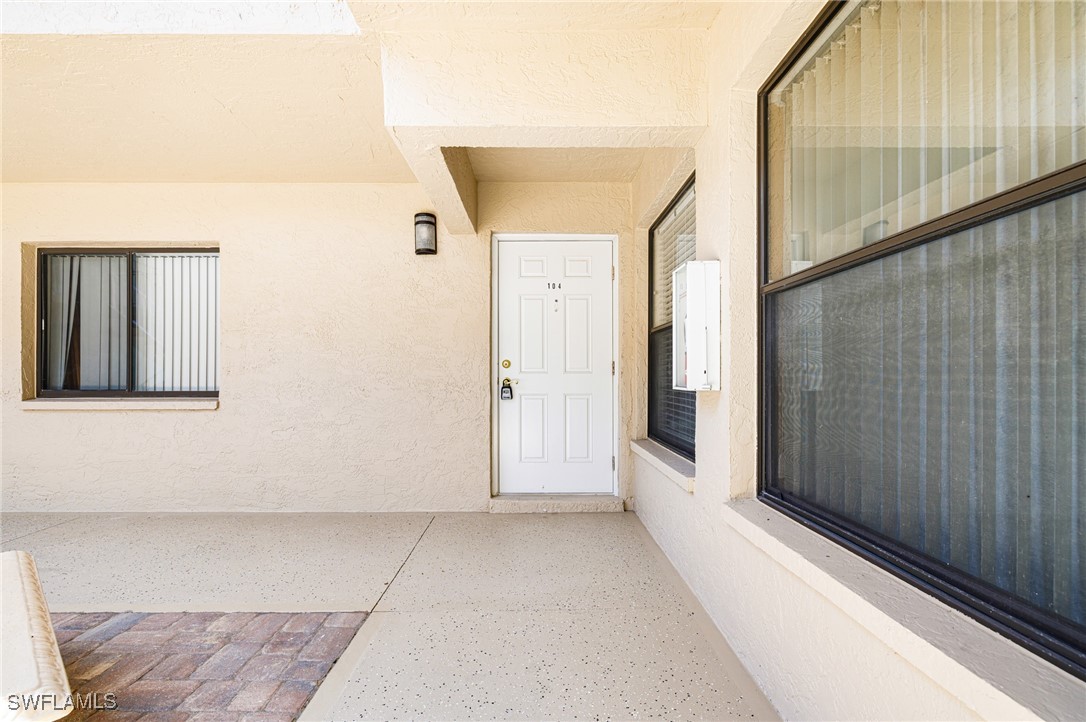9648  Windsor Gardens Lane, Apt 104
