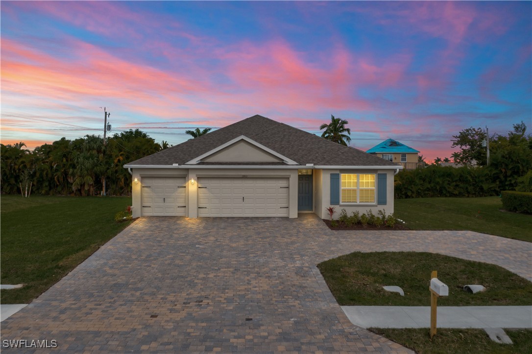 1903  Cape Coral Parkway