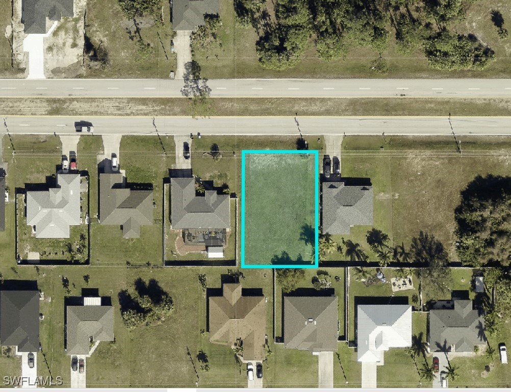 1524 S Gator Circle