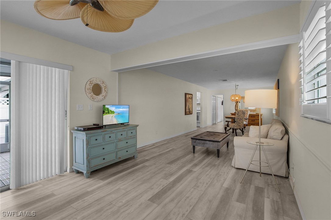 5220/5222  Coronado Parkway