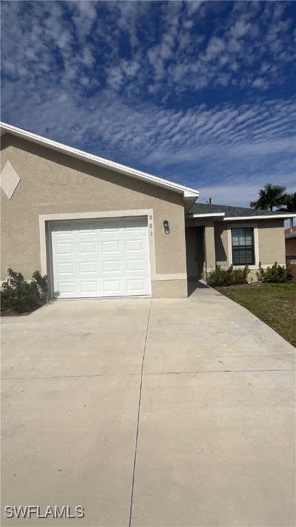 901  Cape Coral Parkway