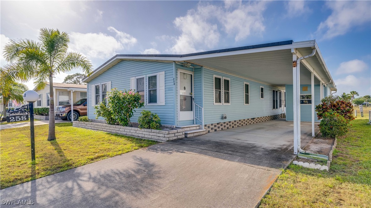 258  Lakeside Drive