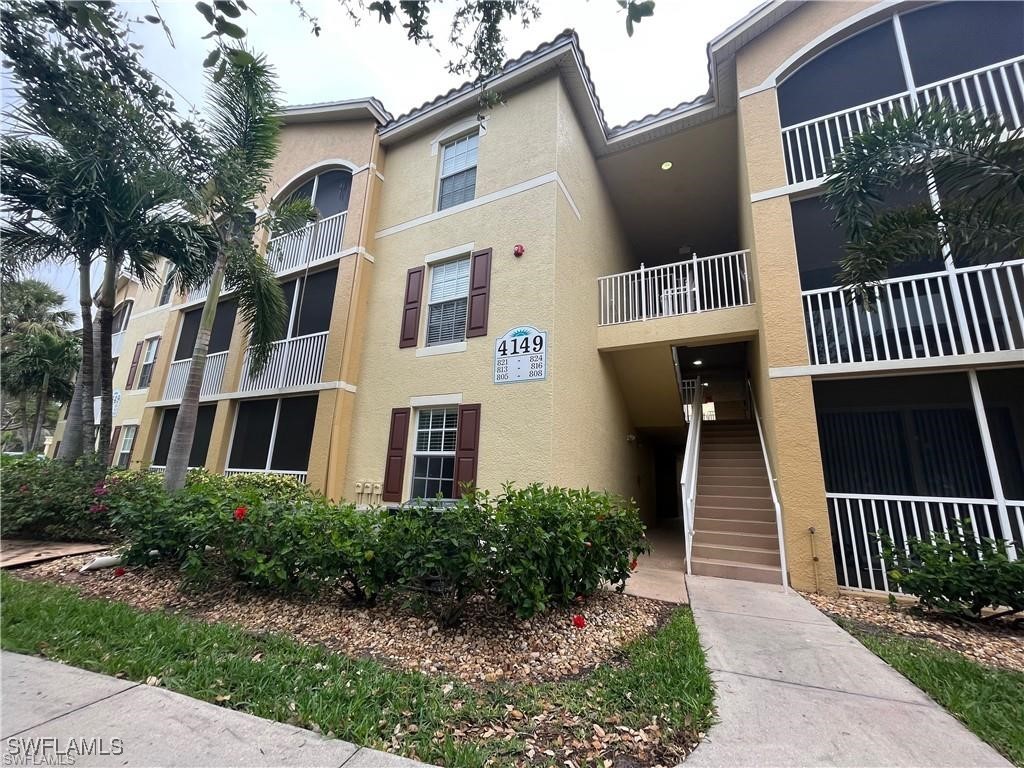 4149  Residence Drive, Apt 813