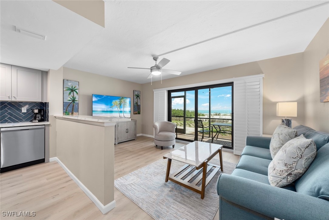 2230  Camino Del Mar Drive, Apt 3X1