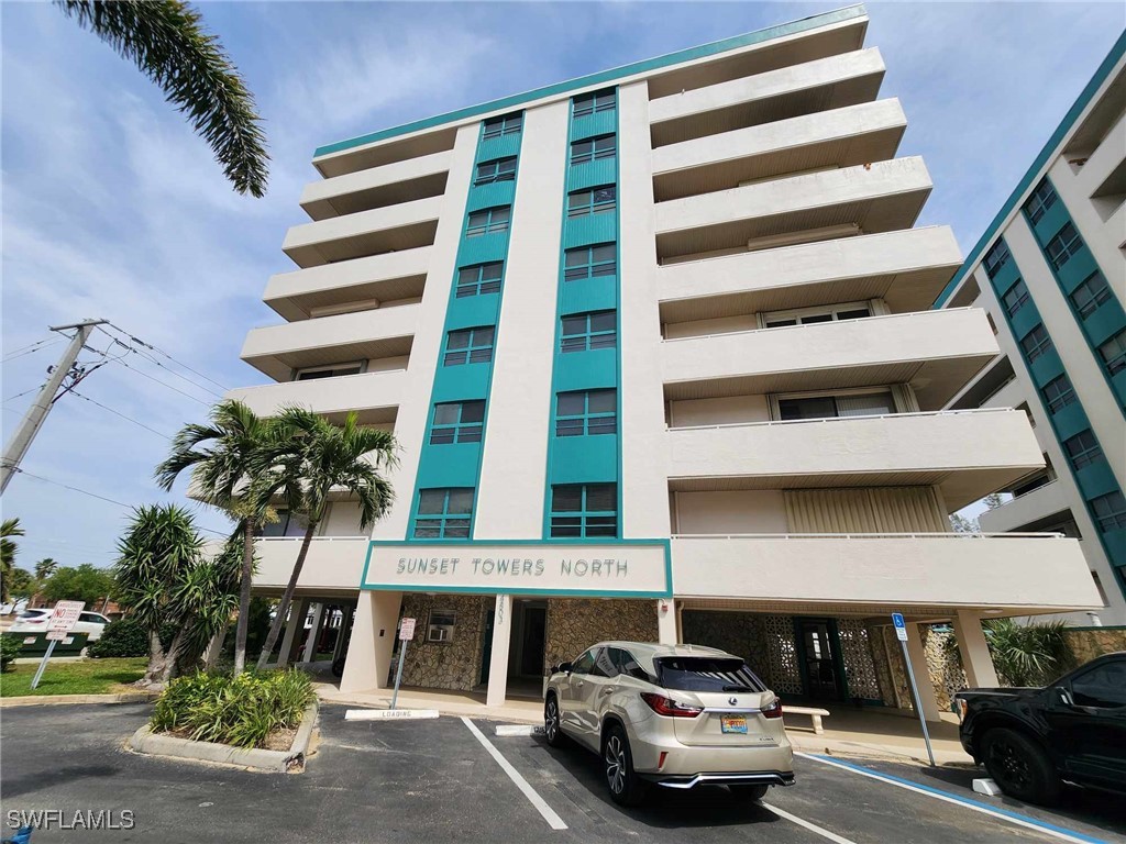 4803  Sunset Court, Apt 604
