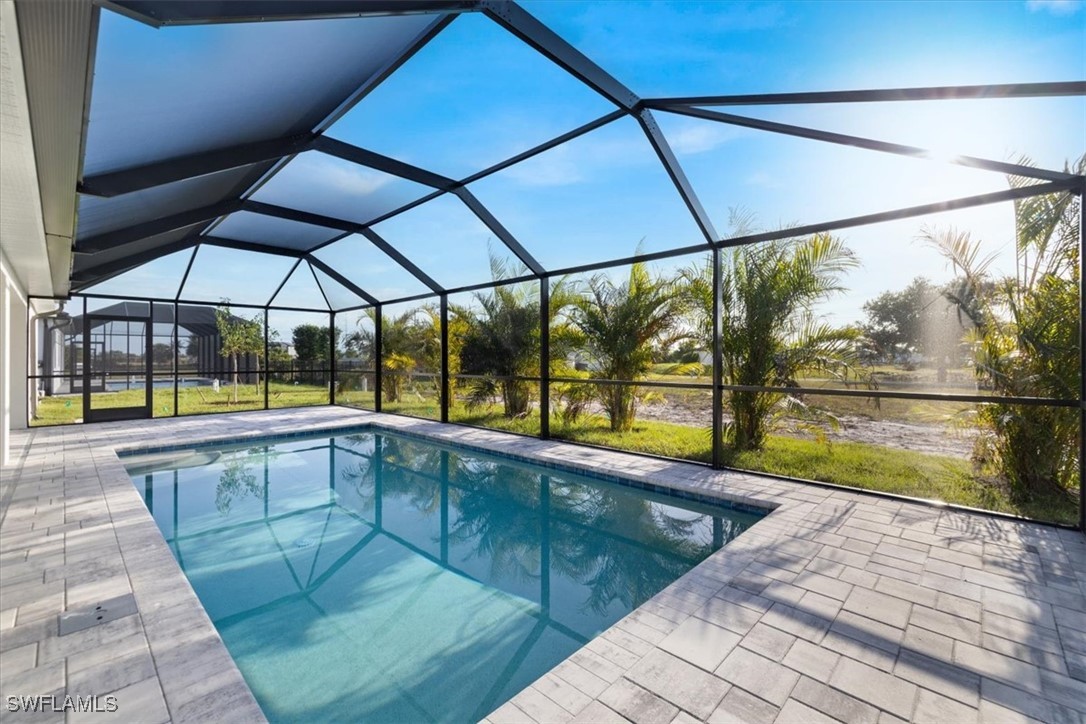 904 NW 12th Place