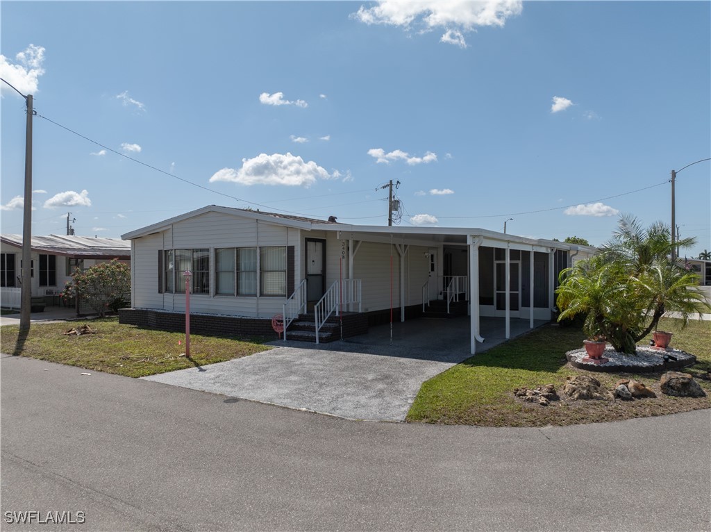 3408  Rainbow Lane