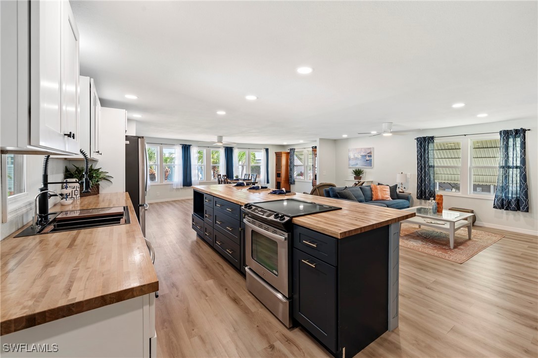 5520  Sir Walter Way
