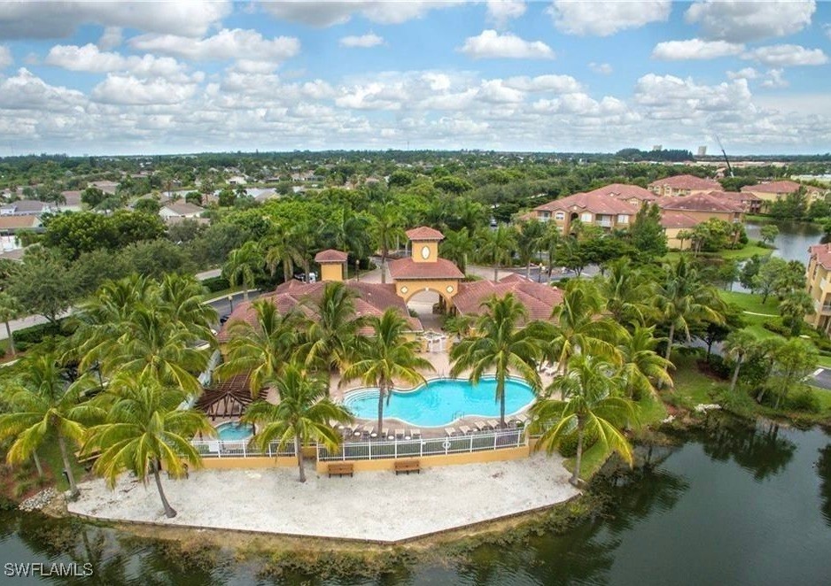15585  Ocean Walk Circle, Apt 207