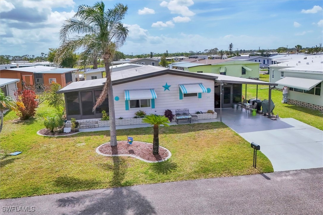 215  Schooner Street
