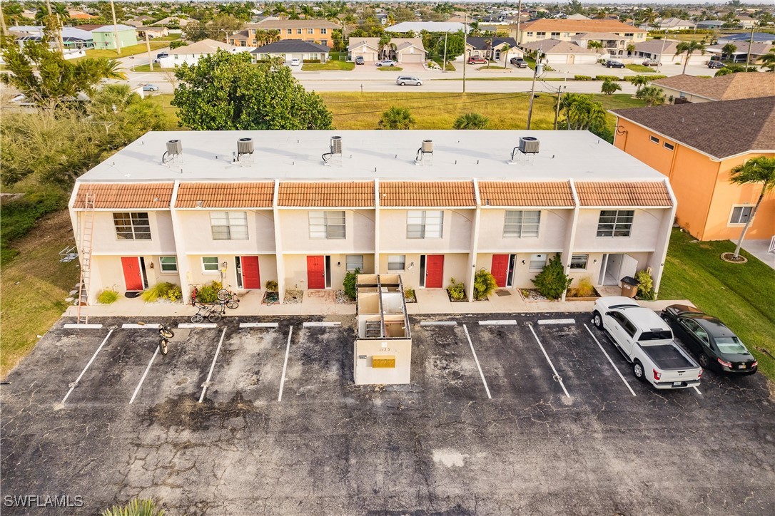 1123 SW 48th Terrace, Apt 103