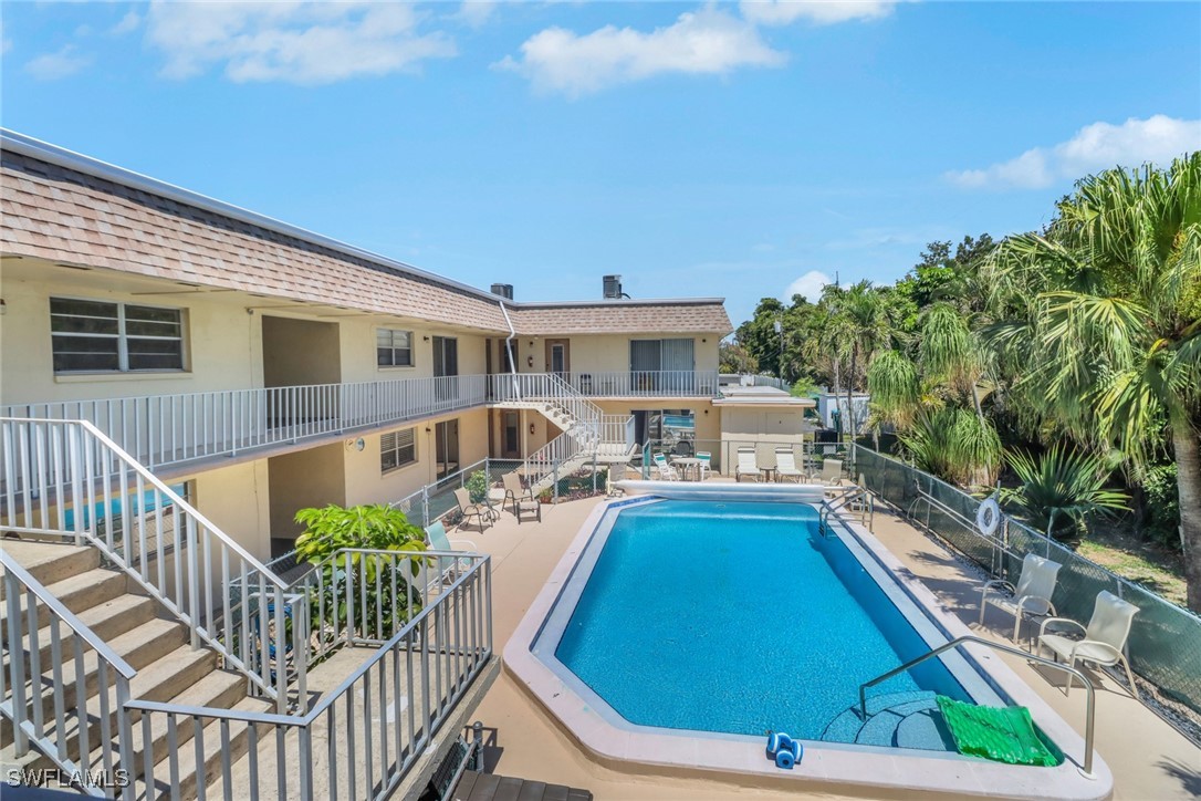 4931  Vincennes Court, Apt 9