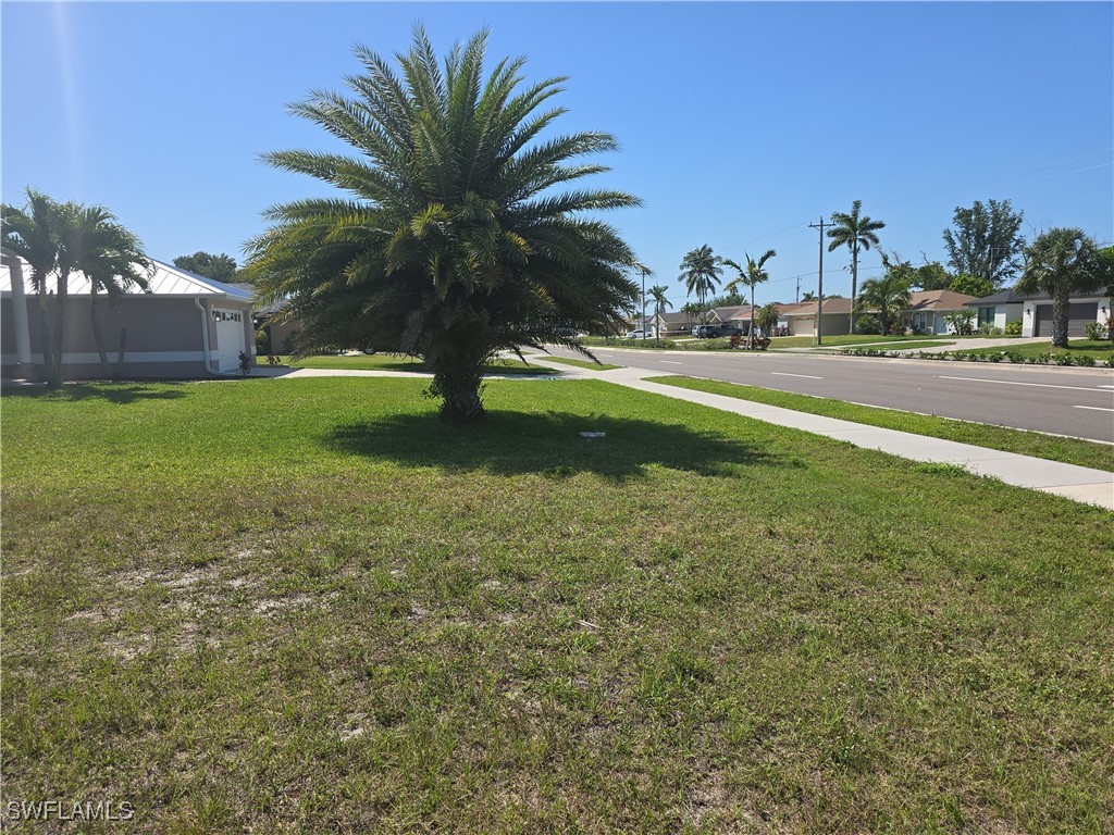 807  Nicholas Parkway