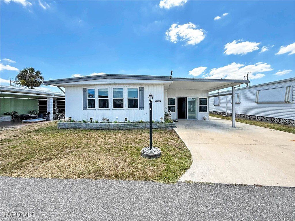 3388  Rainbow Lane