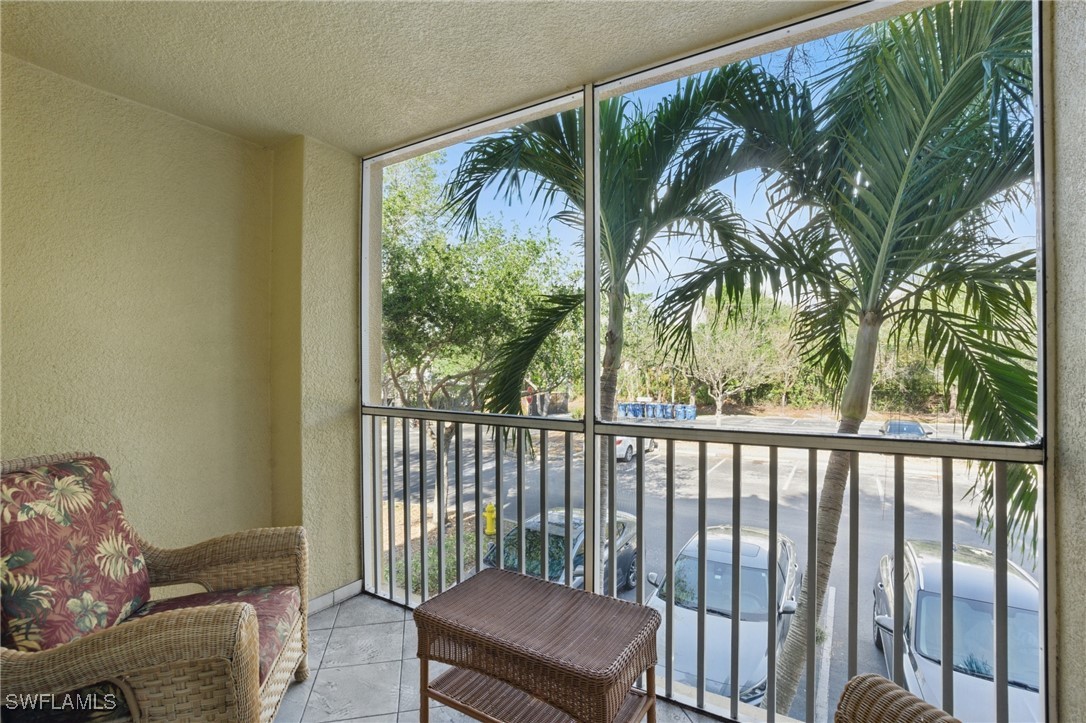 4113  Residence Drive, Apt 215