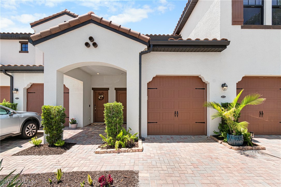 11776  Grand Belvedere Way, Apt 203