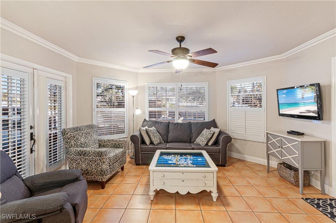 4111  Gunnison Court, Apt 1212