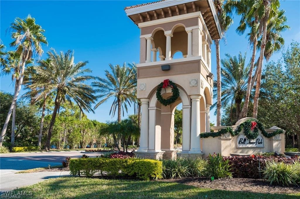 5110 W Hyde Park Court, Apt 102