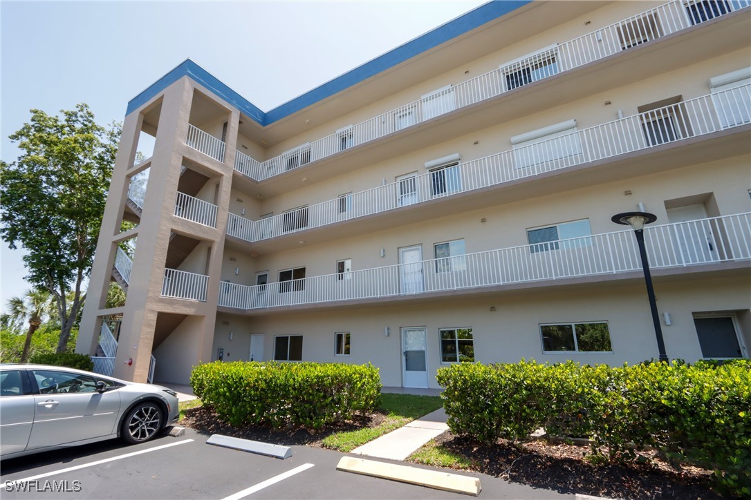 14801  Park Lake Drive, Apt 101