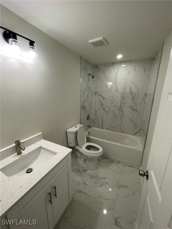 1111/1113  CIRCLE Drive