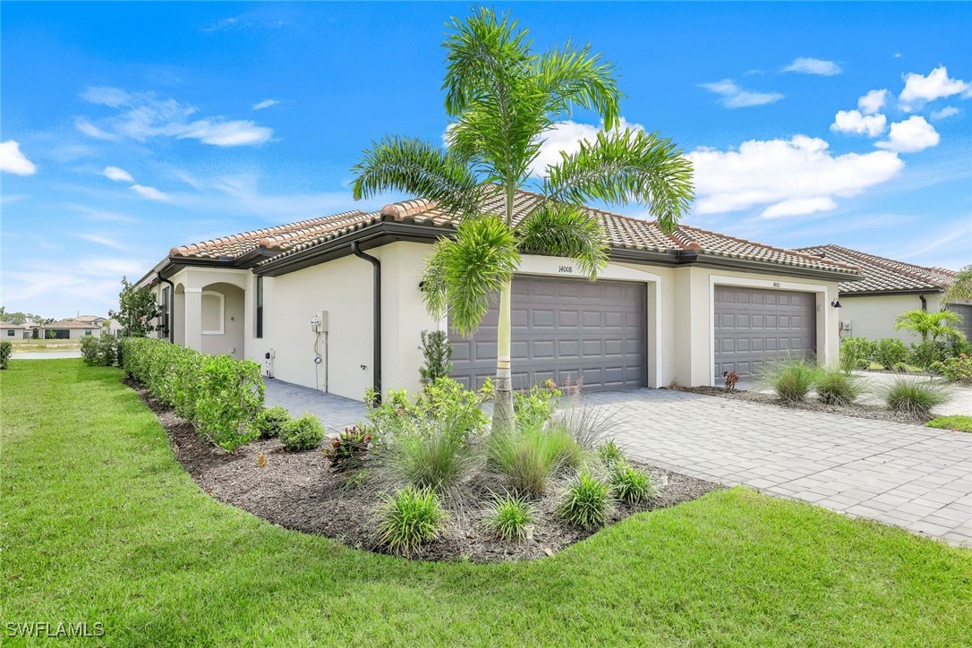 14008  Hunter Oak Drive