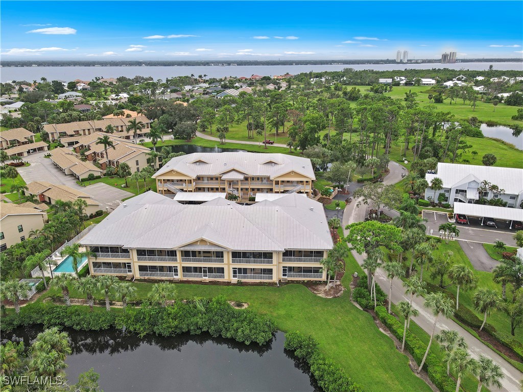 15256  Riverbend Boulevard, Apt 105