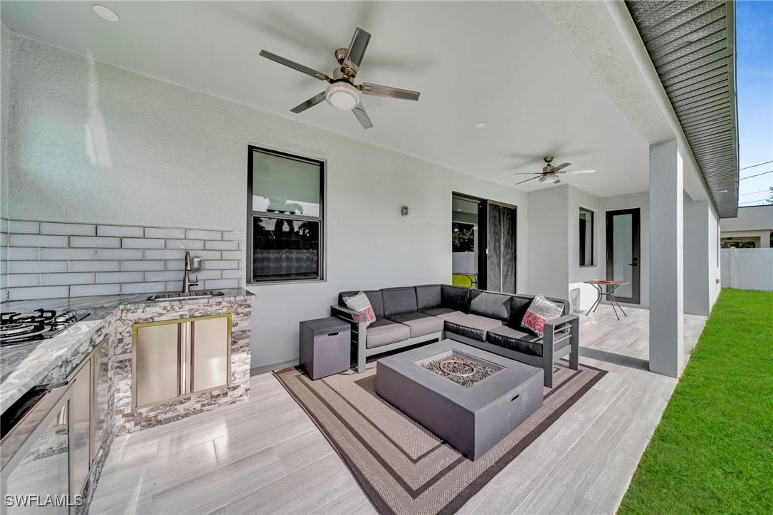 102 NW 12th Place