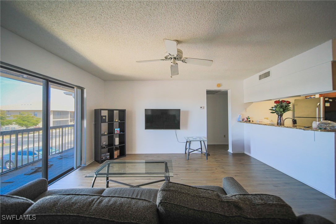 5309  Summerlin Road, Apt 911