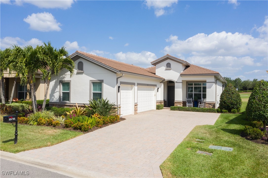 12715  Fairway Cove Court