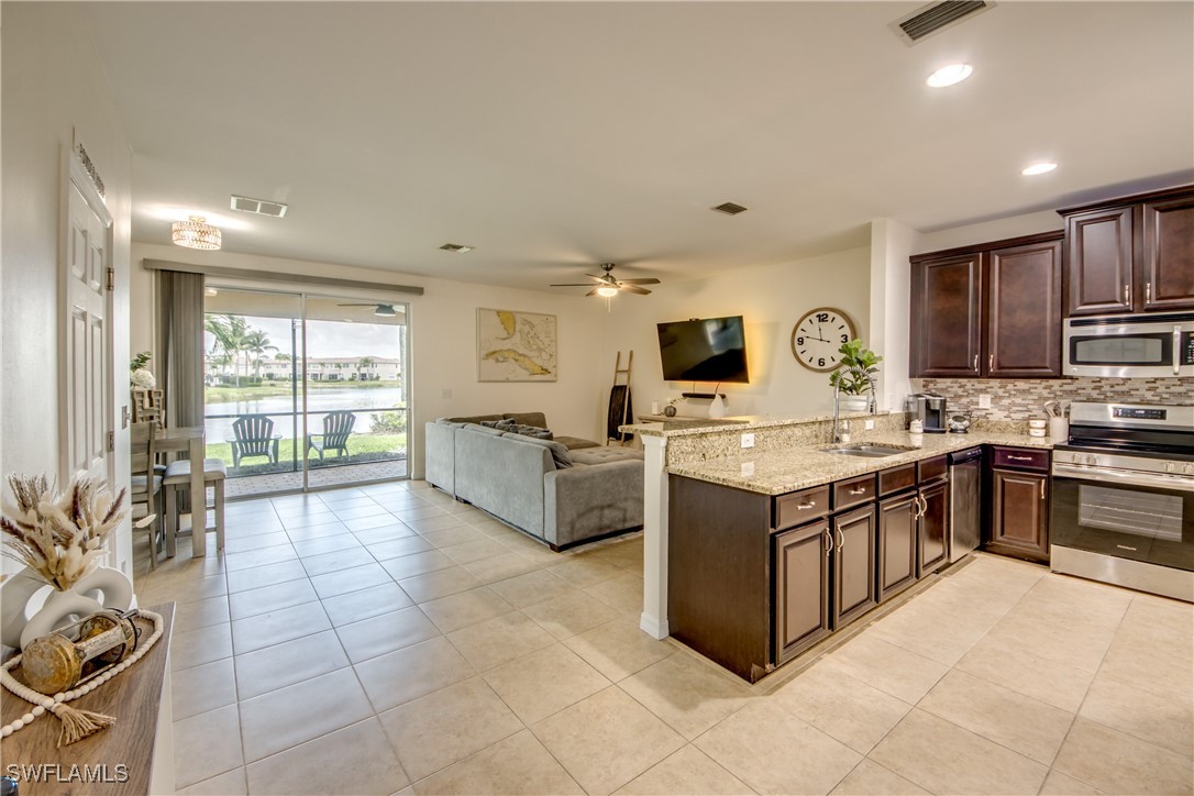3823  Clearbrook Lane