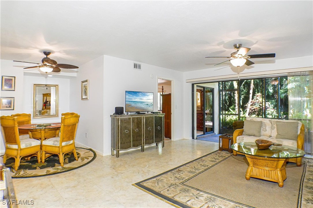 7116  Lakeridge Court, Apt 103