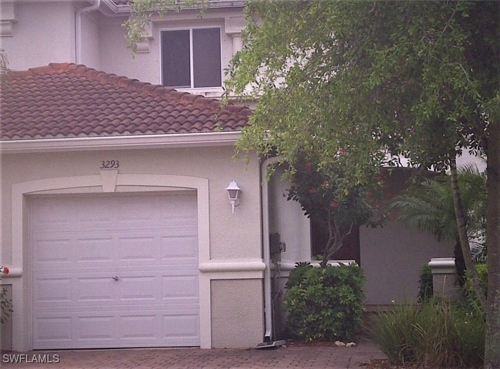 3293  Antica Street