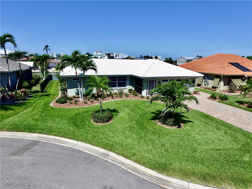 28  Bayview Boulevard