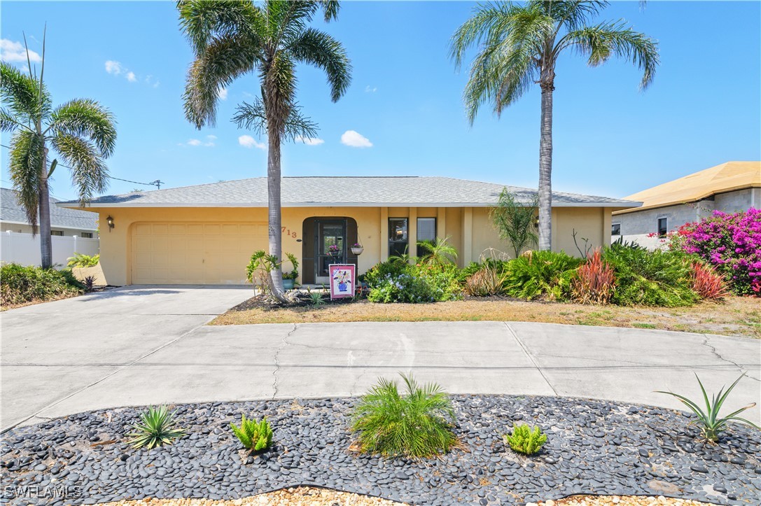 713 SW 39th Terrace