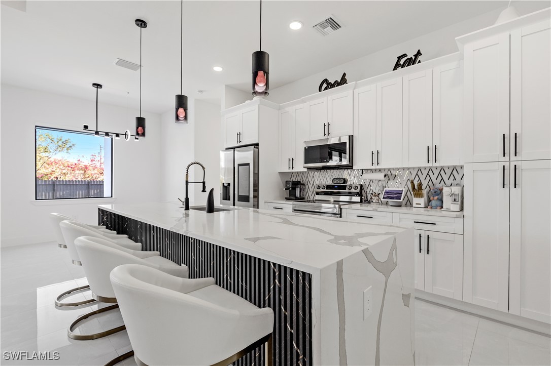 833 SW 16th Terrace