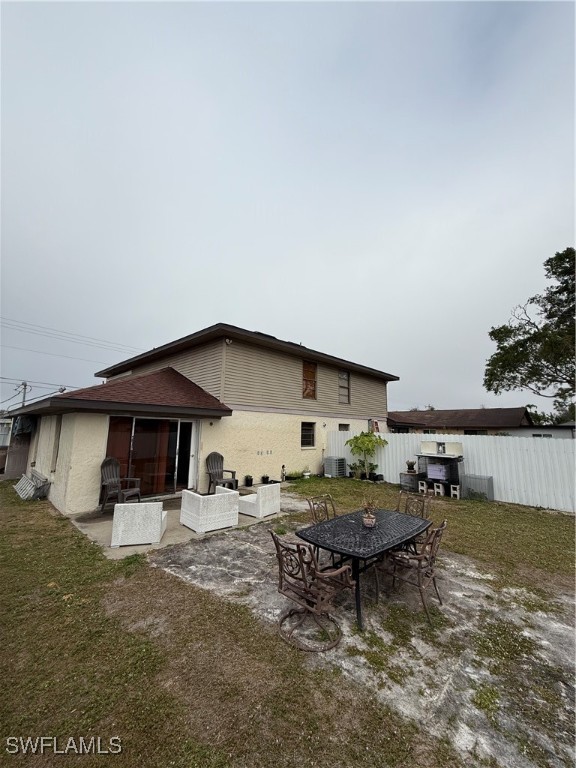 425/427 SE 24th Avenue