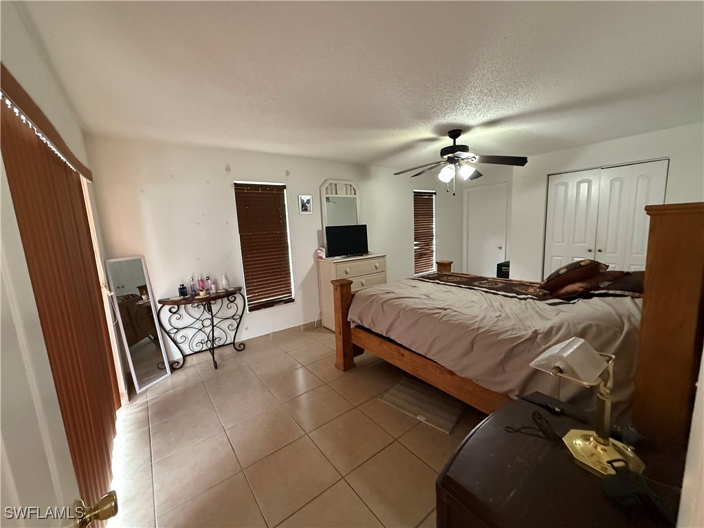 425/427 SE 24th Avenue