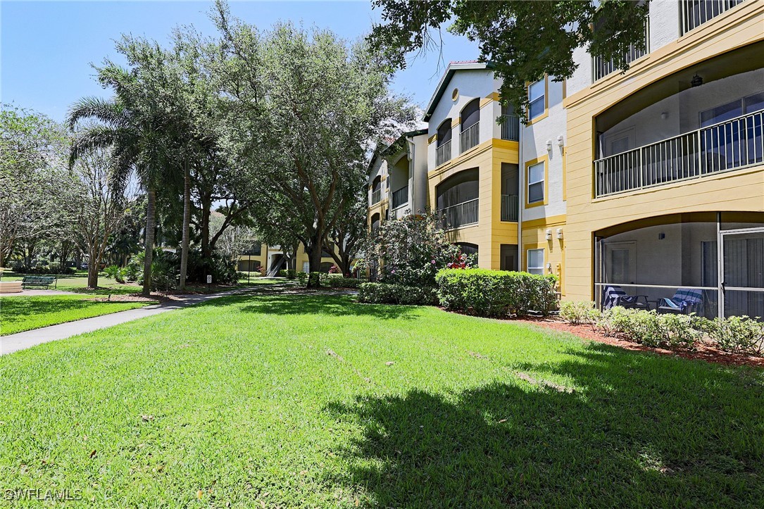 11521  Villa Grand, Apartment 923