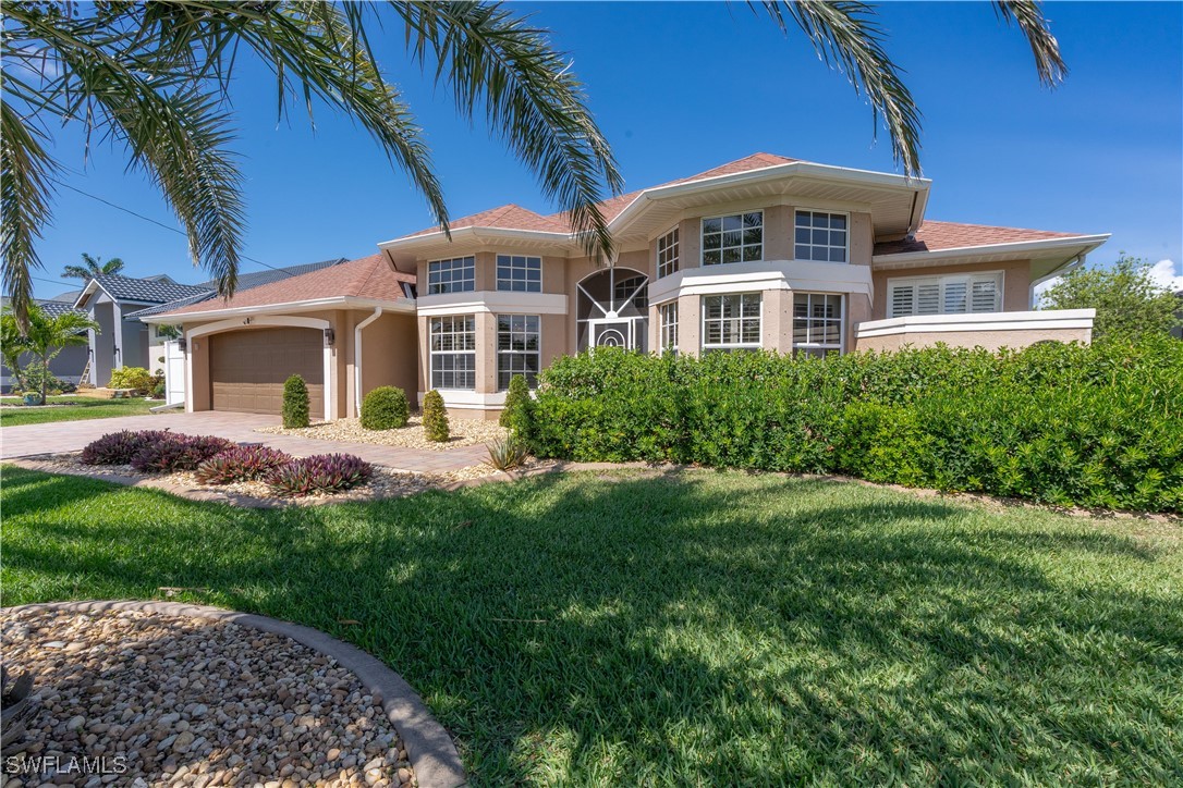 5228 SW 8th Court