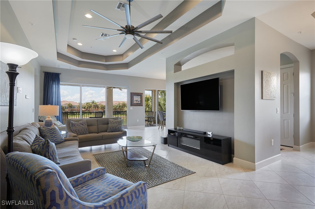 10230  Glastonbury Circle, Apt 202