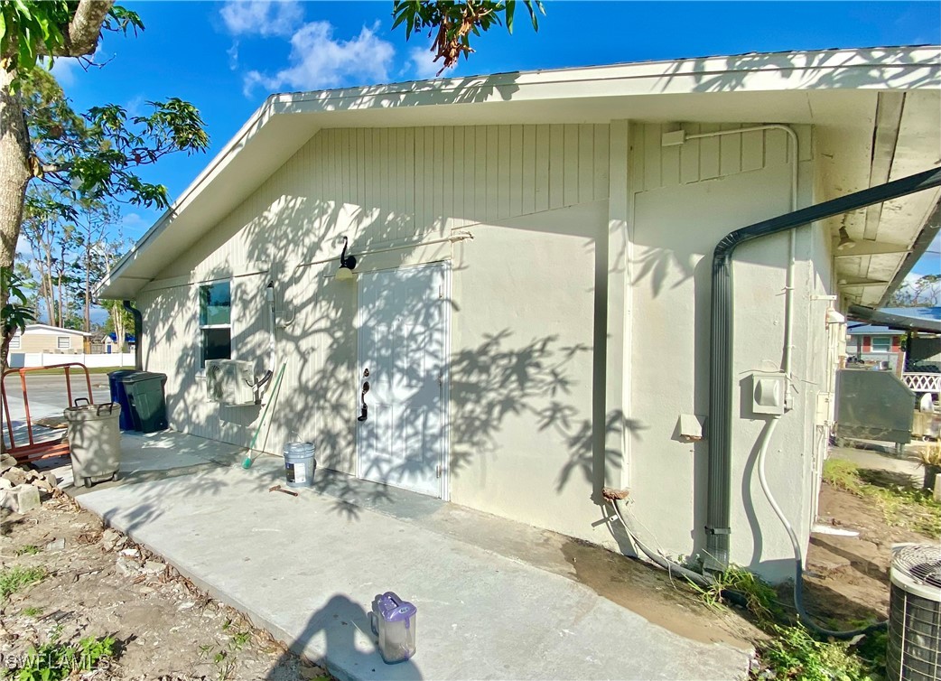 1638  Cypress Drive, Apt B